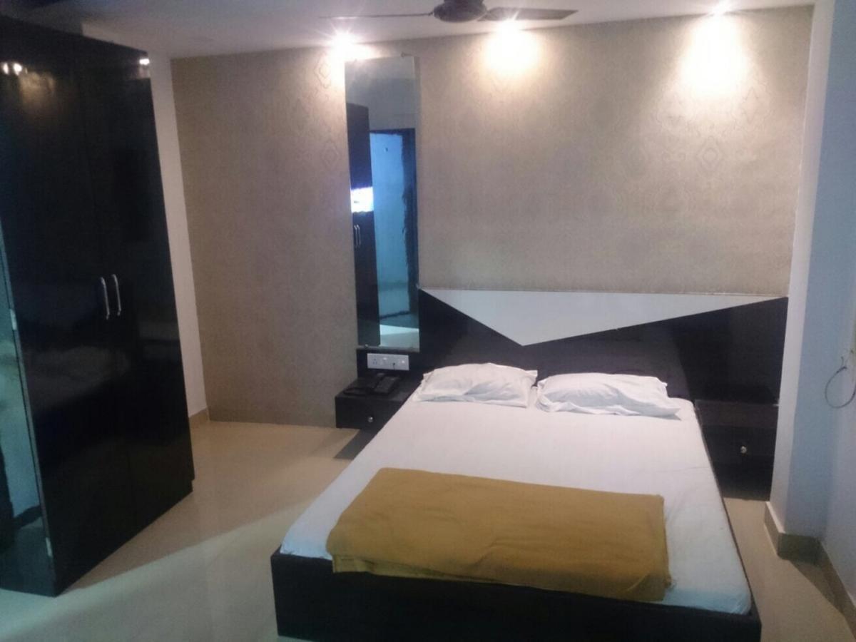 Prince International Navi Mumbai Ngoại thất bức ảnh